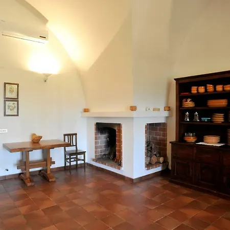 לינה וארוחת בוקר La Capasa 3*