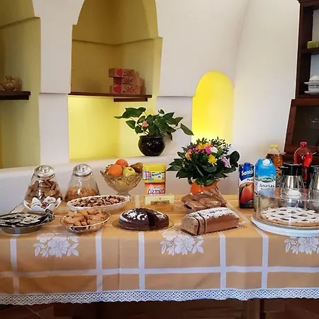 ベッド・アンド・ブレックファスト La Capasa サンニコーラ